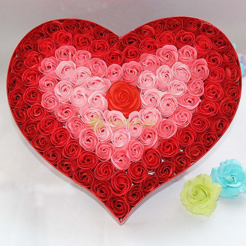 Hoa Xà Phòng 100 Bông Hình Trái Tim Có Đèn