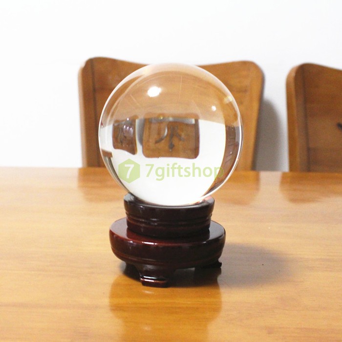 Đế Gỗ Quả Cầu Thuỷ Tinh 