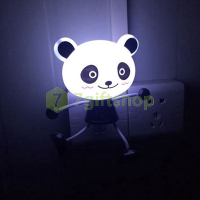 Đèn Ngủ Cảm Ứng Ánh Sáng Gấu Panda YW06